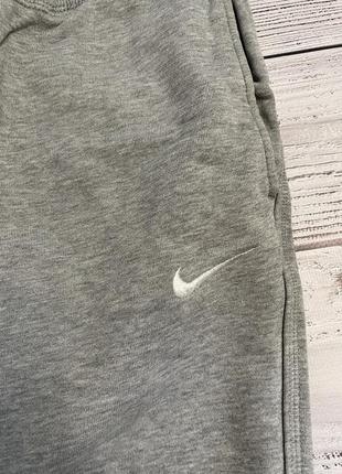 Спортивні штани nike на манжеті3 фото