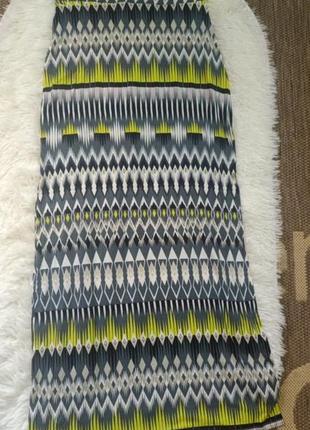 Яскрава, дуже класна юбка. розмір 8.