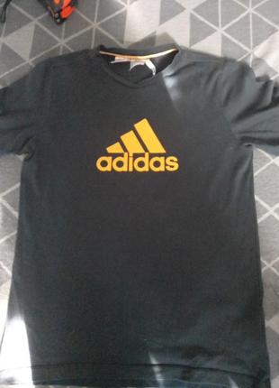 Футболка adidas