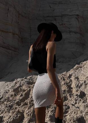 Женская летняя удобная повседневная стильная модная классная классная классическая деловая яркая трендовая юбка юбка мини качественная черная2 фото