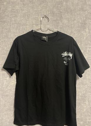 Продам футболки nike stussy