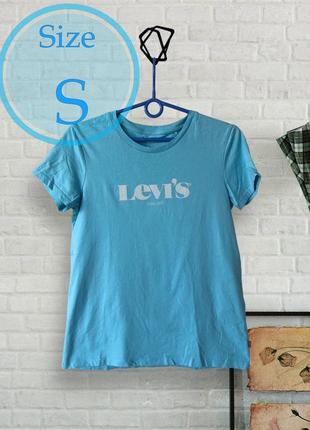 Женская футболка levi's, (р. m)