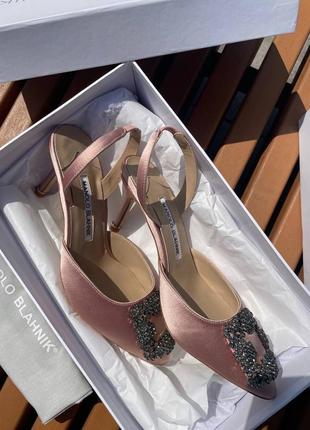 Туфли manolo blahnik пудровые2 фото