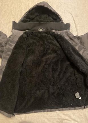 New balance куртка хакі утепленна