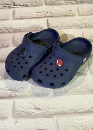 Шлепанцы crocs