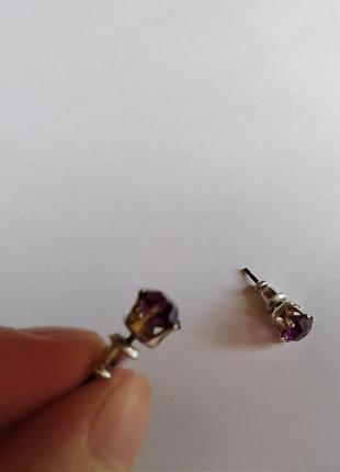 Серьги сережки посеребренные с камушком гвоздики фиолетовый4 фото