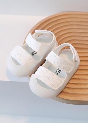 Босоножки сандалии