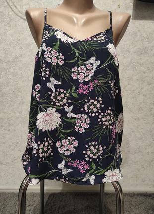 Шикарний жіночий топ тм primark, фіолетового кольору з квітковим  принтом, 38 розмір