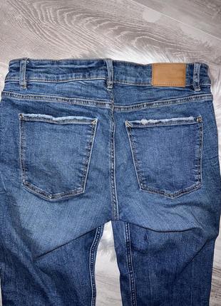 Джинсы с лампасами