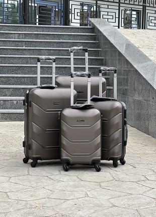 Чемодан модель 147 wings,абс пластик +поликарбонат, большой,средний,маленький, удобная поклажа,чемодан,дорожня сумка