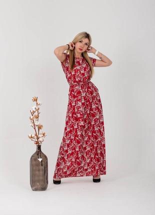Повседневное женское платье макси в красном цвете с короткими рукавами