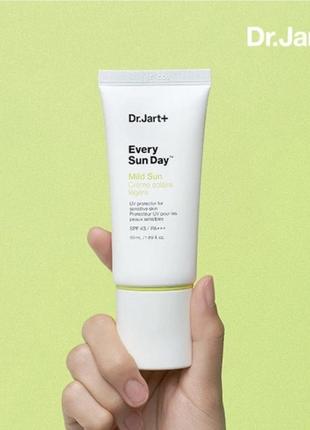 Мягкое солнцезащитное средство для лица с spf43 pa+++ dr. jart+ every sun day mild sun, 30 мл