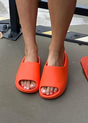 Шльопанці adidas yeezy slide orange no logo