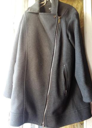 Стильное серое пальто шерсть на молнии с воротом 50-54р.1 фото
