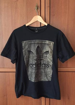 Чоловіча футболка adidas