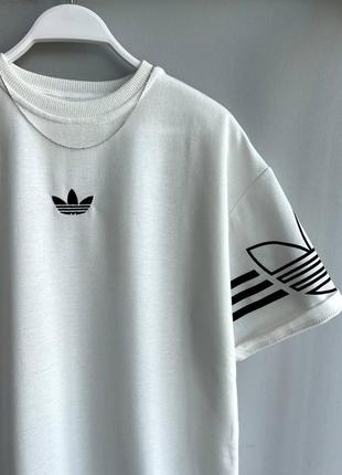 Шикарная футболка adidas/рисунок адидас