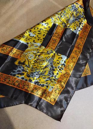 Платок, хустинка.