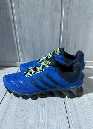 Беговые кроссовки adidas.41.5