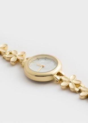 Жіночій годинник " adelaide " avon.