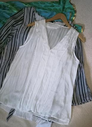 Танюсенькая белая блуза топ с воланом спереди,46-50разм.