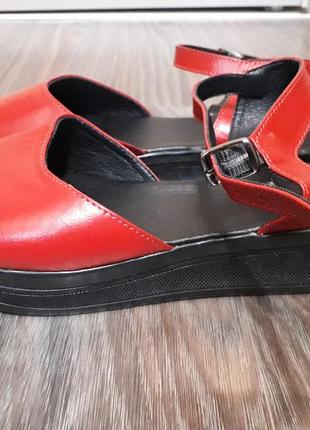 Босоножки женские кожа красные6 фото