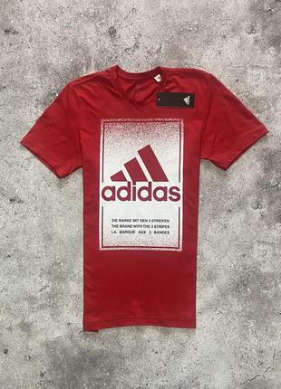 Футболка adidas