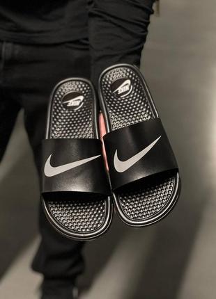 Шльопанці nike black reflective