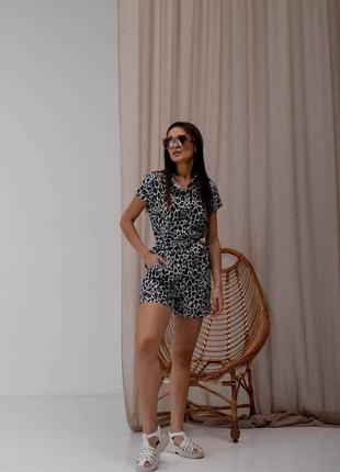 Женский летний комбинезон с шортами в леопардовом принте1 фото