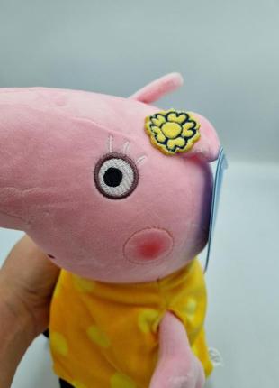 М'яка іграшка свинка пеппа (peppa pig) в жовтій сукні 25см з ніжками2 фото