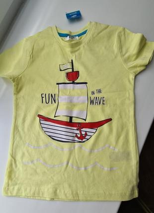 Футболка нова