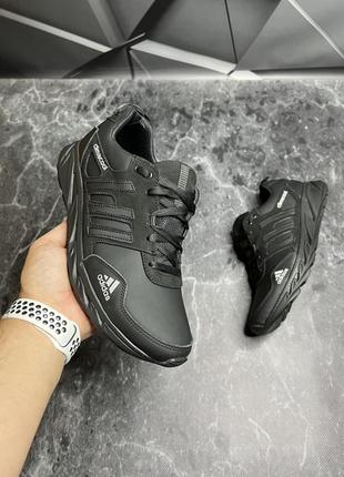 Шкіряні кросівки adidas1 фото