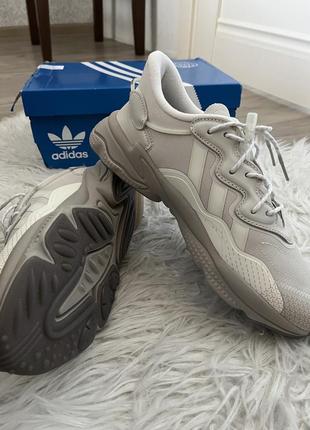 Кроссовки adidas ozweego original2 фото