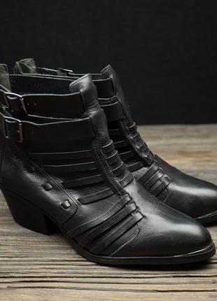 Шикарні мега стильні шкіряні черевички andre р-391 фото