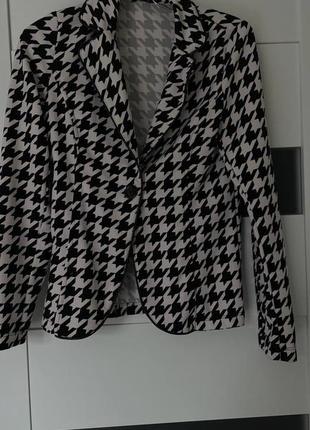 Casual пиджак, черно-белый, геометрический принт