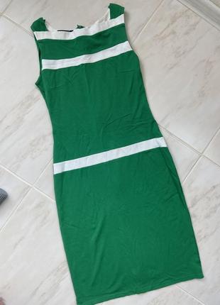 Красивое офисное платье