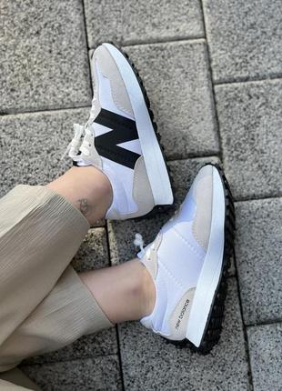 Кросівки new balance білий/бежевий сезон весна-осінь4 фото