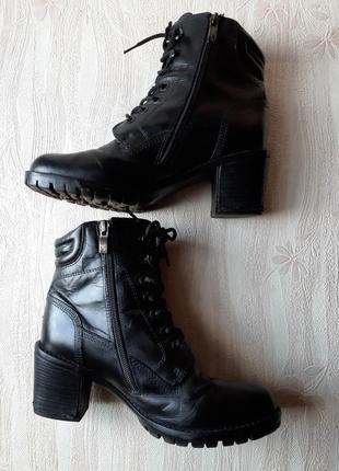 Чёрные деми ботиночки на шнурках и молнии7 фото