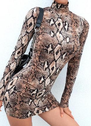 Платье питон