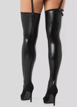 Еротичні латексні панчохи з ажурною вставкою