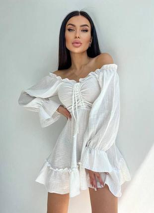 Стильное классическое классное красивое хорошенькое удобное модное трендовое простое платье белое4 фото