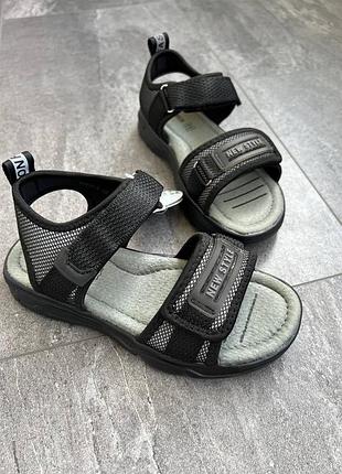 Босоніжки для хлопчика