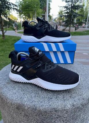 Чоловічі кросівки adidas alphabounce v2