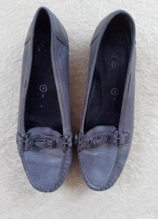 Туфлі лофери р. 41 повна шкіра luepolster