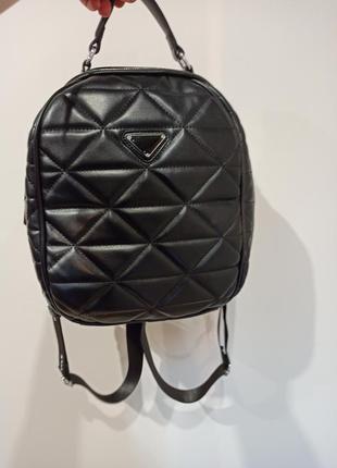 Рюкзак чорний стильний