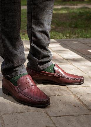 Мужские туфли мокасины цвета марсала. комфортная и качественная обувь luciano bellini 4127 фото