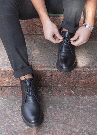 Класичні чоловічі черевики на шнурівці3 фото