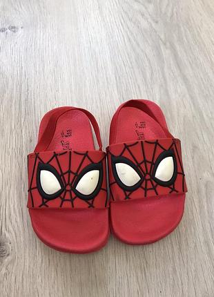 Тапочки marvel