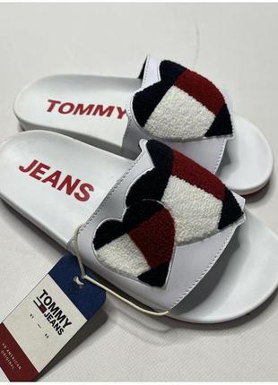 Tommy hilfiger новые слайдеры тапки шлепанцы босоножки3 фото