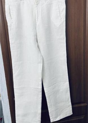 Белые льняные брюки