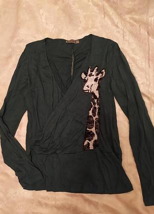 Кофточка с аппликацией жираф